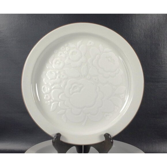 Set of 2 White Floral Midwinter Stonehenge Winter Pattern Dinner Plates 10 1/2" - Picture 1 of 4